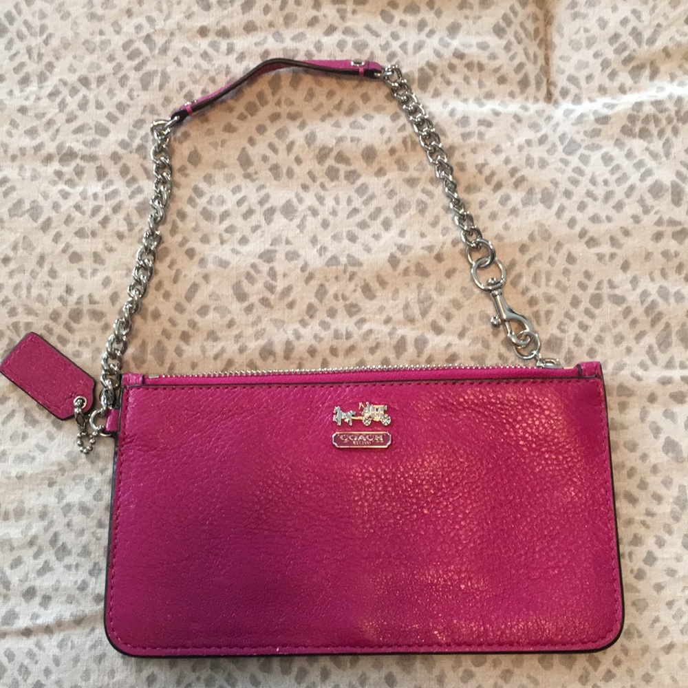 Coach wristlet pink